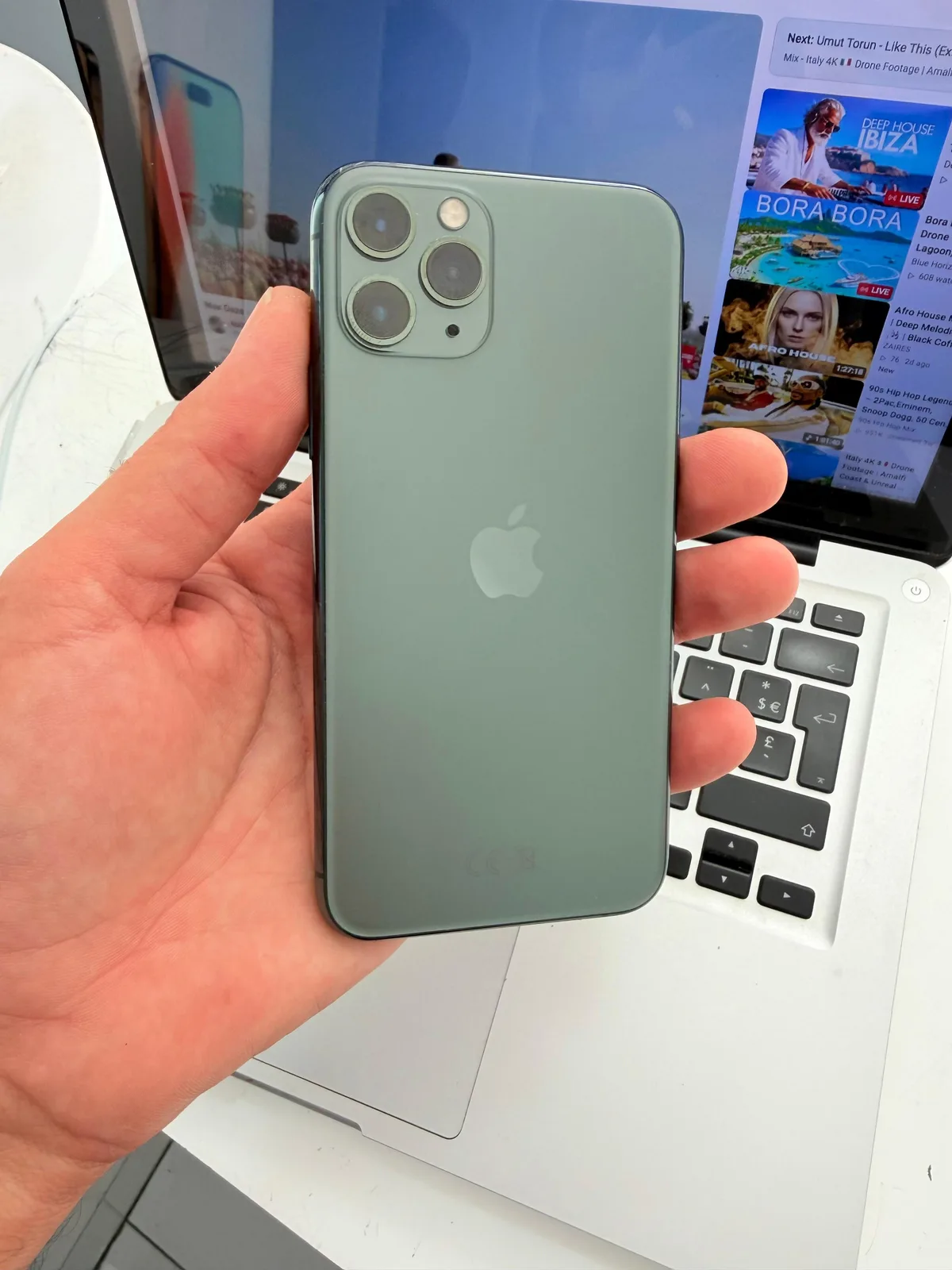 iPhone 11 Pro, 256 GB — foto 1 nga 2