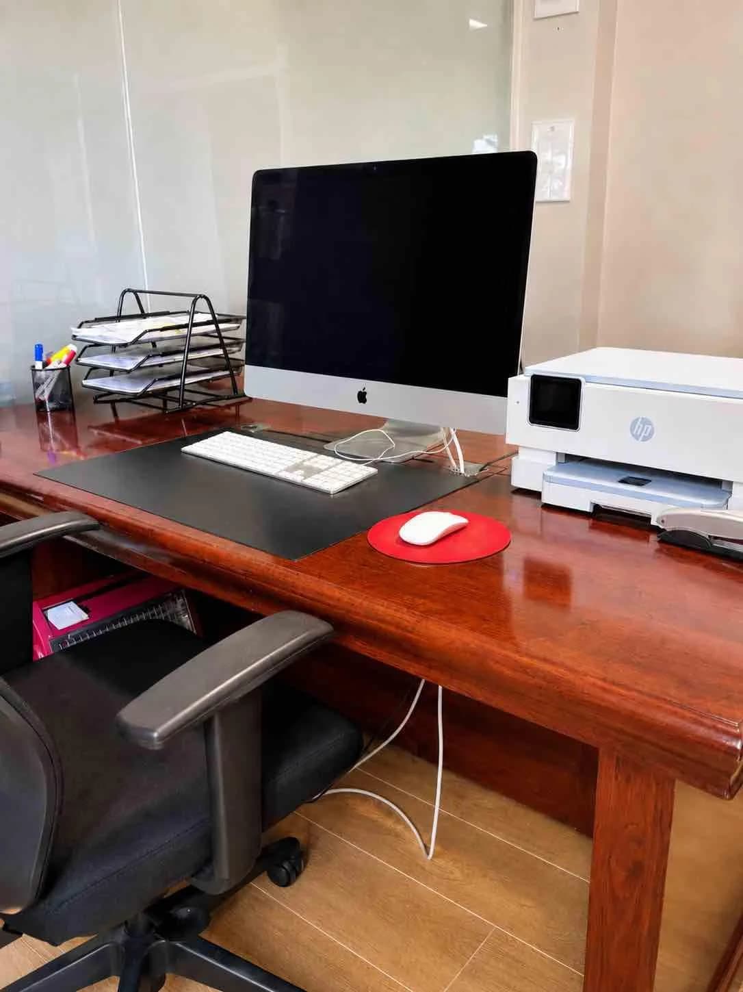 Apple iMac 27” Retina 5K | Core i5 | 8 GB RAM | SSD | Tastierë — foto 2 nga 2