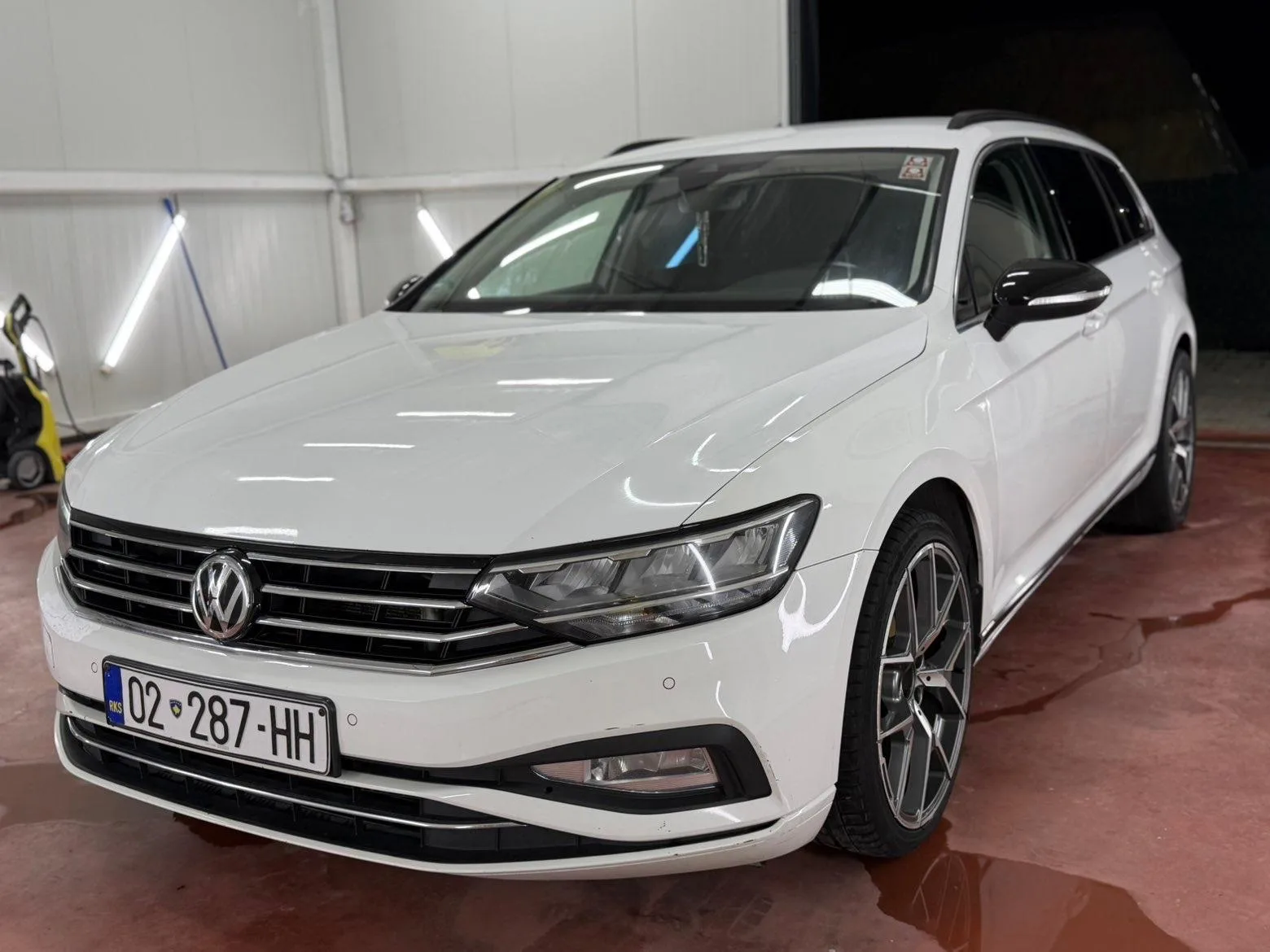 Passat B8 — foto 2 nga 5