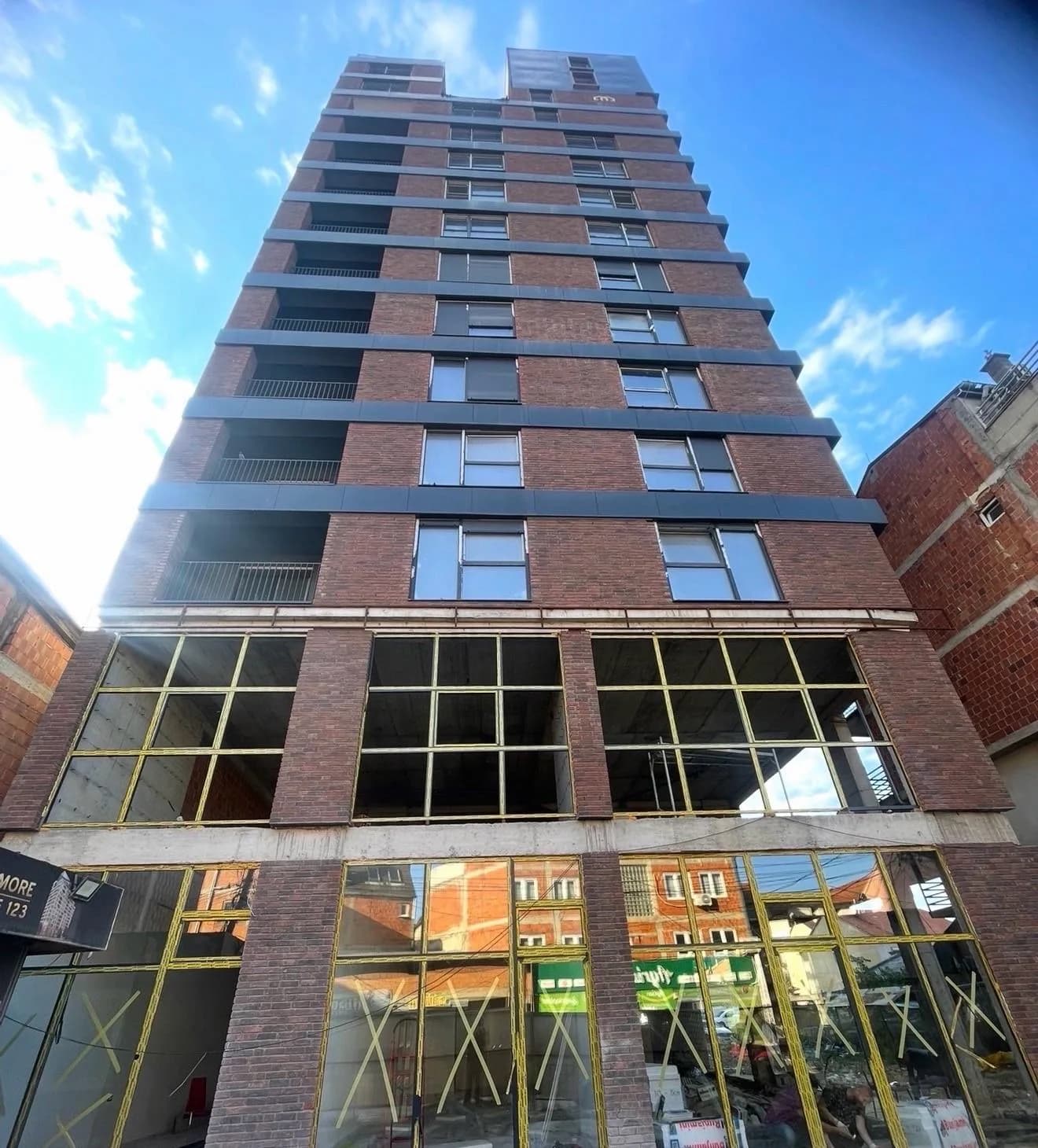 Dupleks 153 m2 + 151 m2 në shitje - Tophane, Prishtinë — foto 2 nga 2