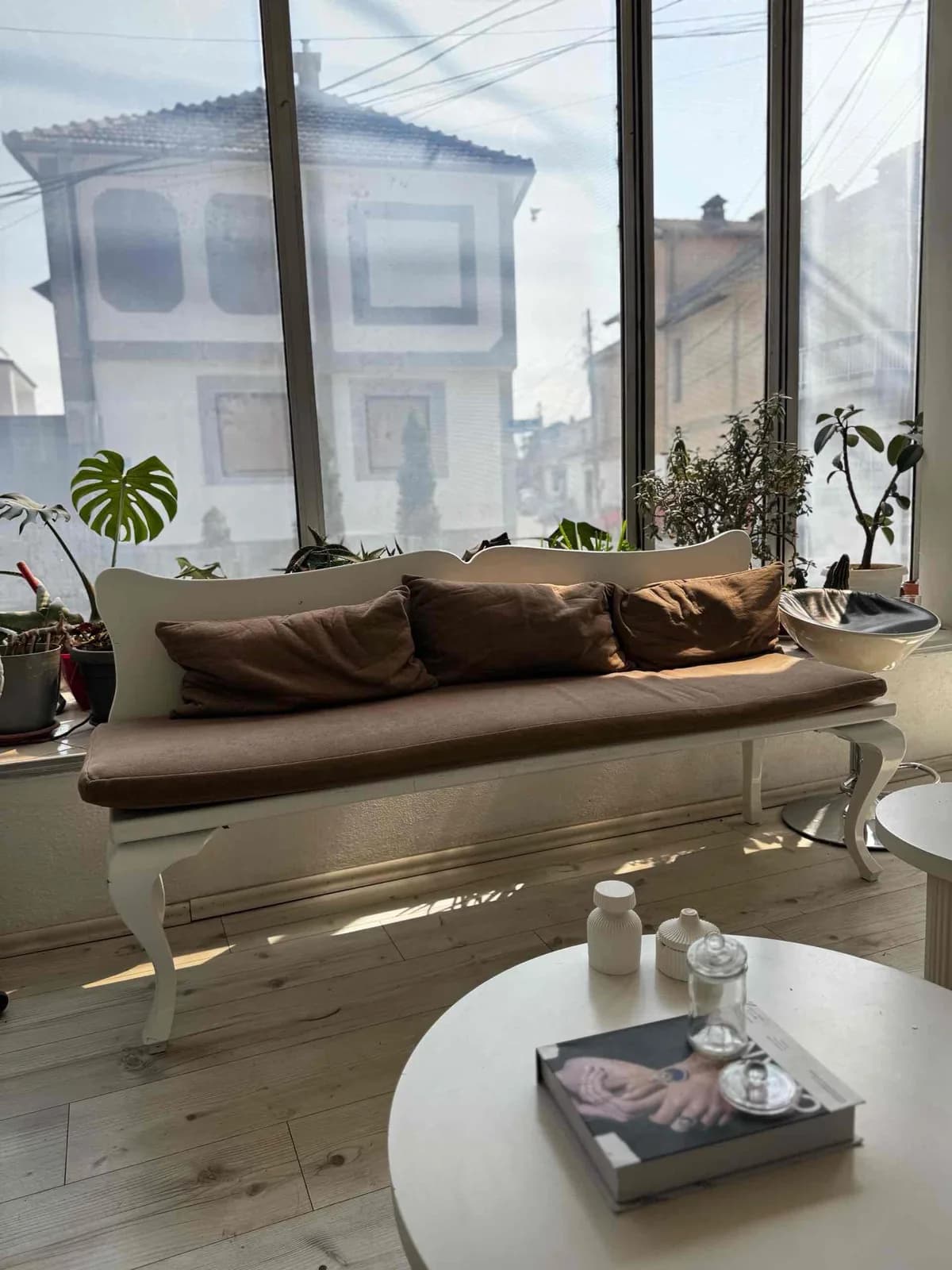 Shitet interiori i biznesit me çmim të volitshëm — foto 1 nga 6