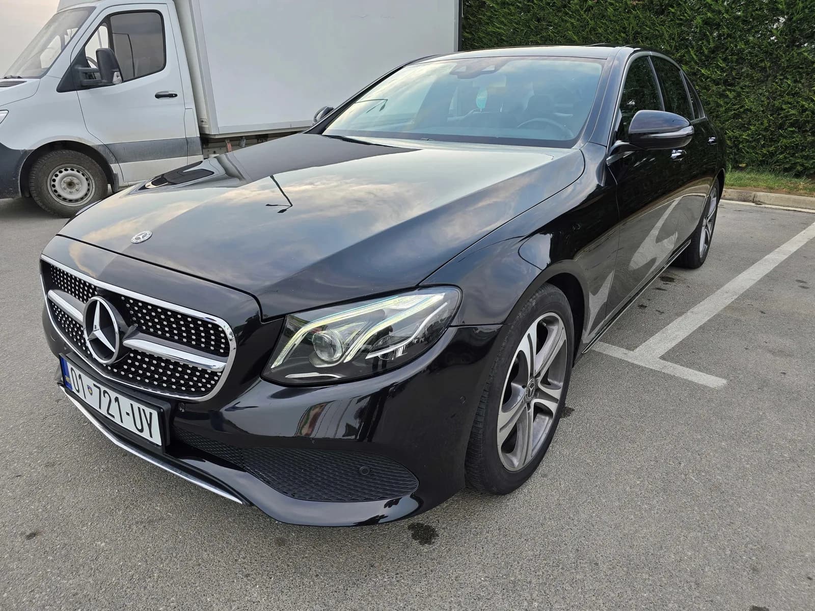 Mercedes E220d Avantgarde 2.0, 2017 — foto 2 nga 10