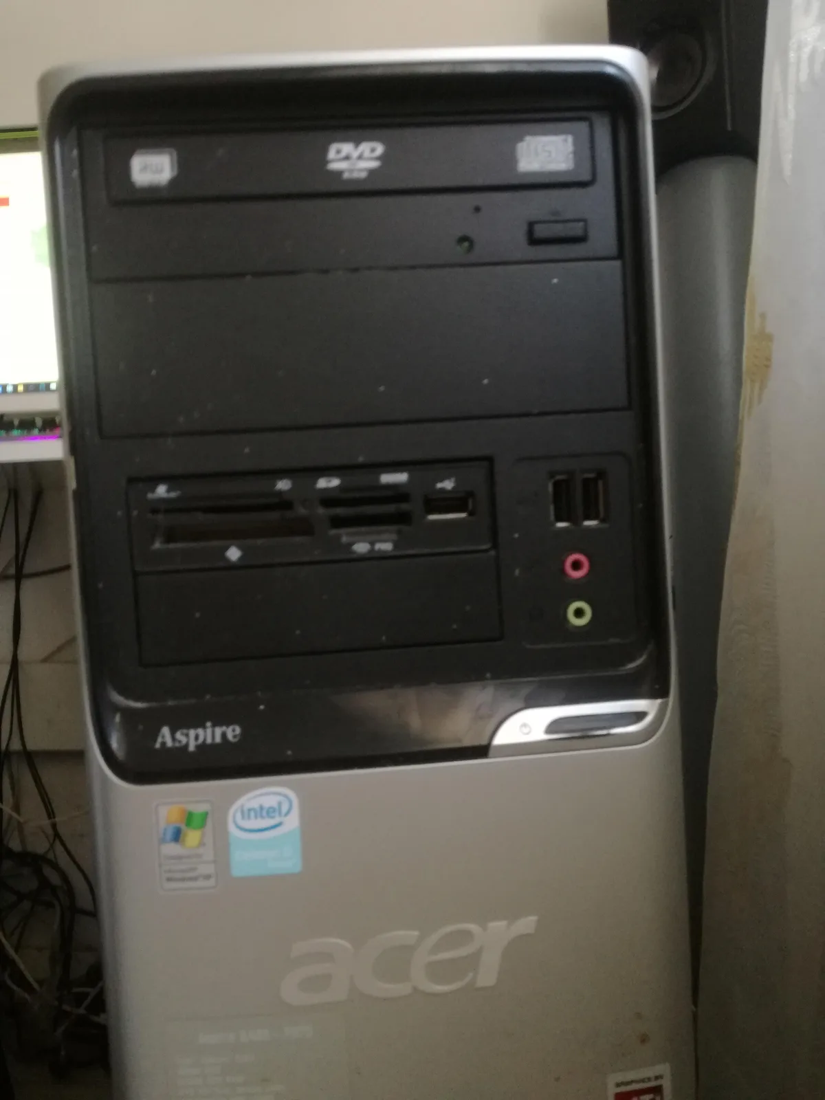 Acer Aspire me MSI Pro B760M, Intel Core i5-12400F, 16 GB RAM, RTX 3050 8 GB — foto 1 nga 2