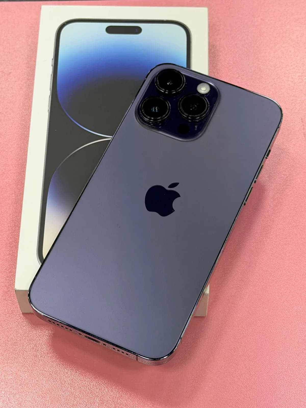 iPhone 14 Pro Max 128 GB CE — foto 1 nga 4
