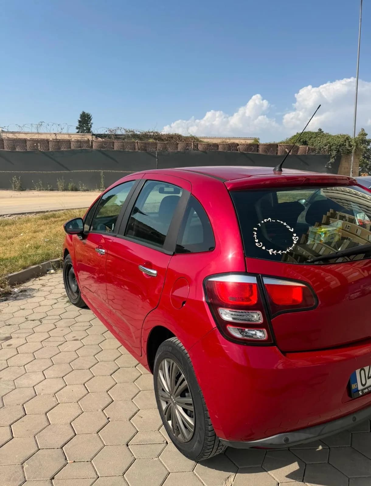 Citroën C3, 2013, 1.2 benzinë — foto 2 nga 7