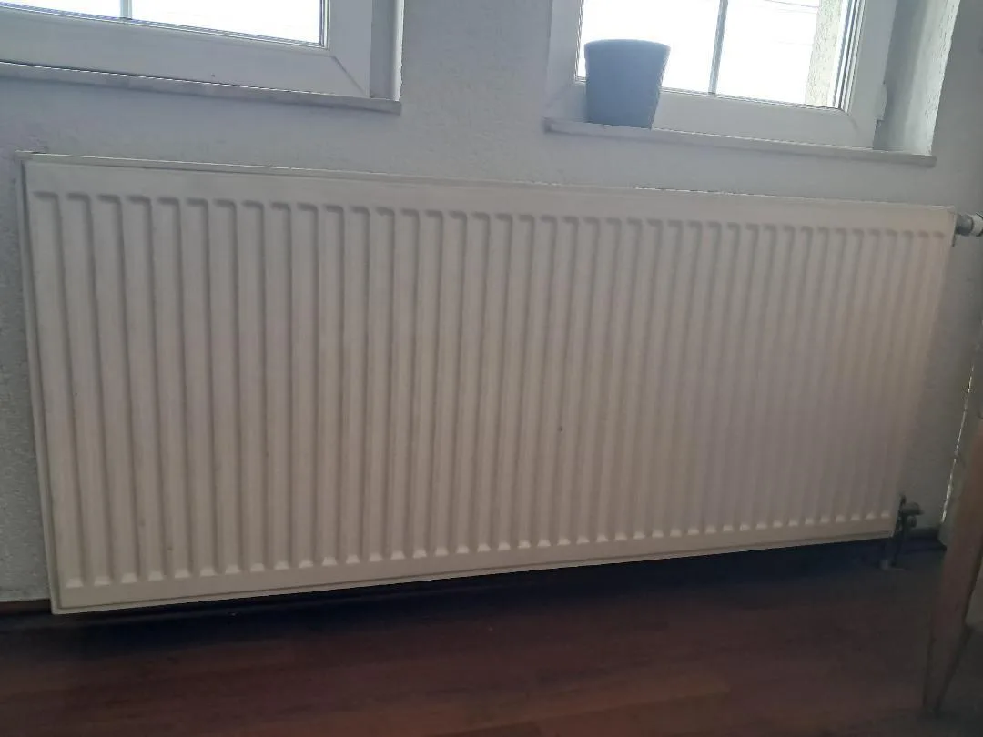 Shiten 8 radiatorë dhe kaldajë — foto 2 nga 6