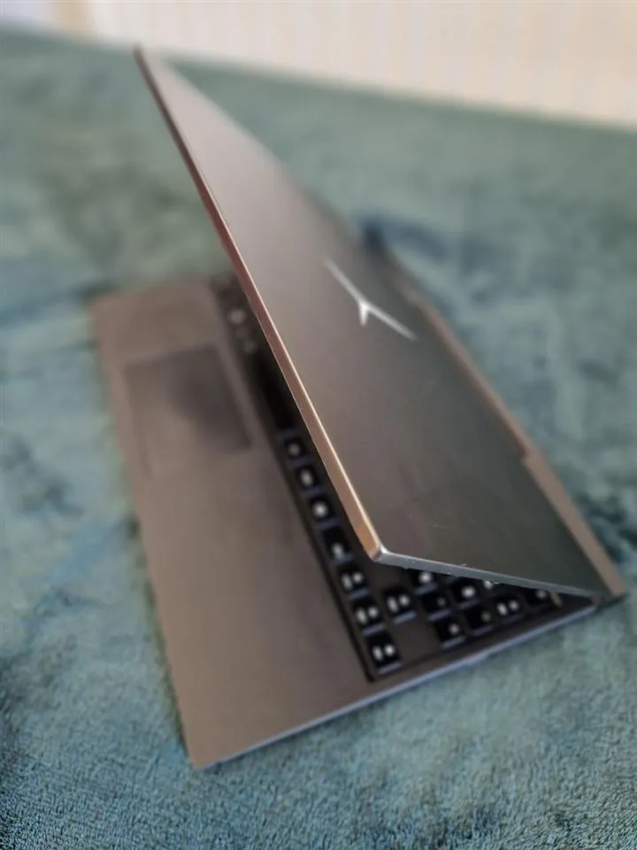 Lenovo Legion Y540 — foto 2 nga 6