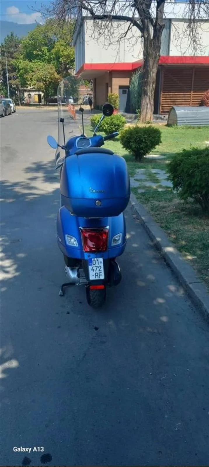 Shitet motoçikleta Vespa — foto 2 nga 7