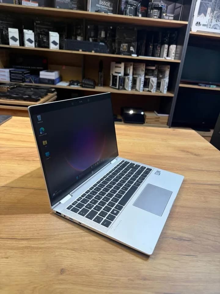 HP EliteBook x360 1040 G5, Intel Core i7-8650U, 16 GB RAM — foto 1 nga 9