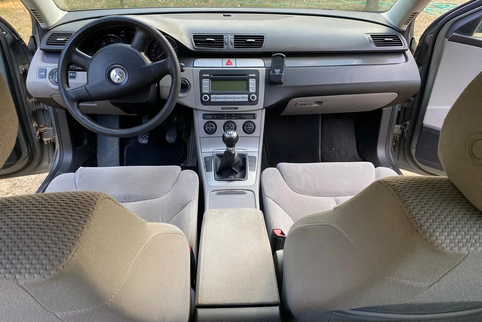 Passat 1.9 TDI — foto 1 nga 7