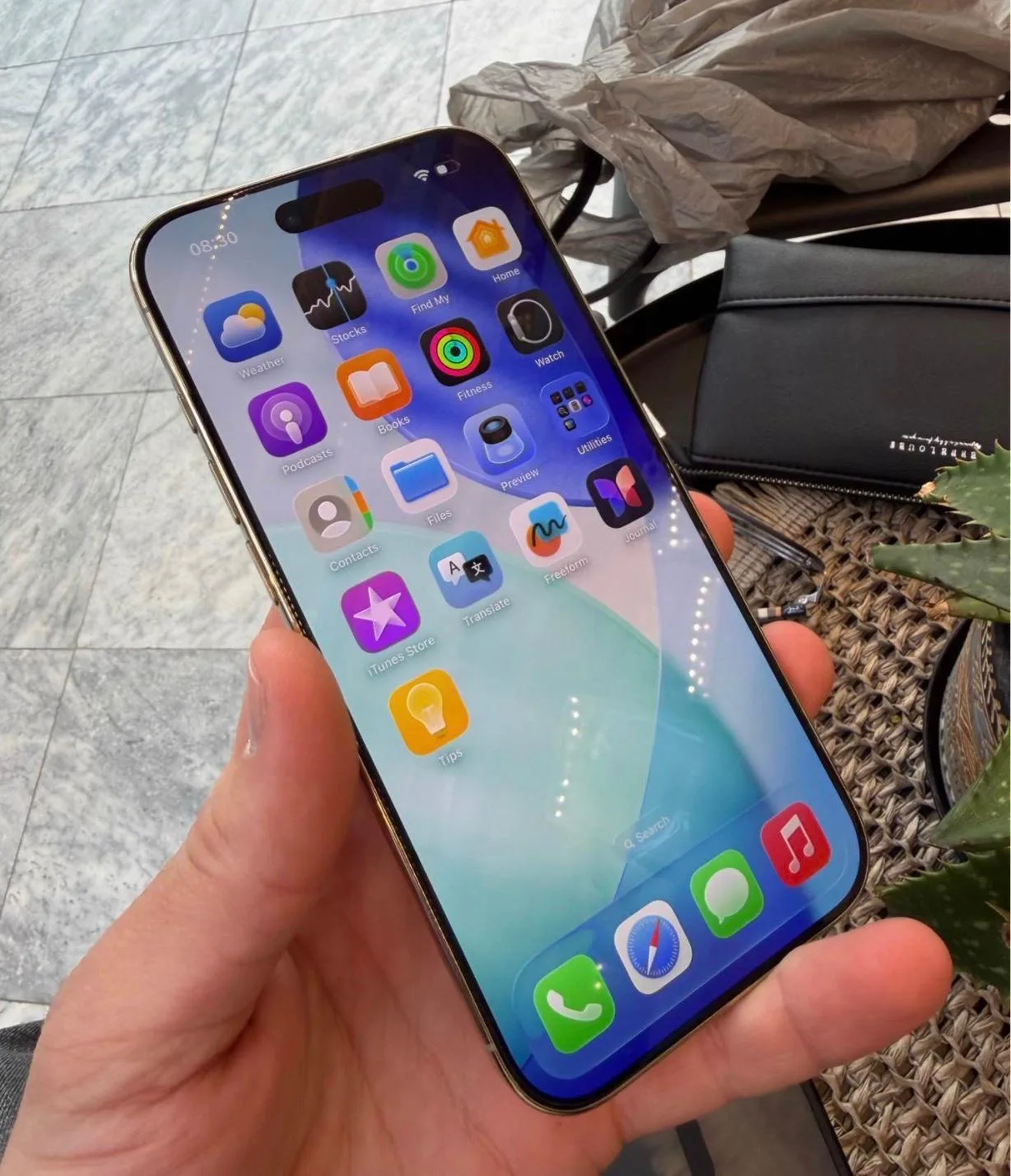 iPhone 17 Air CE — foto 2 nga 4