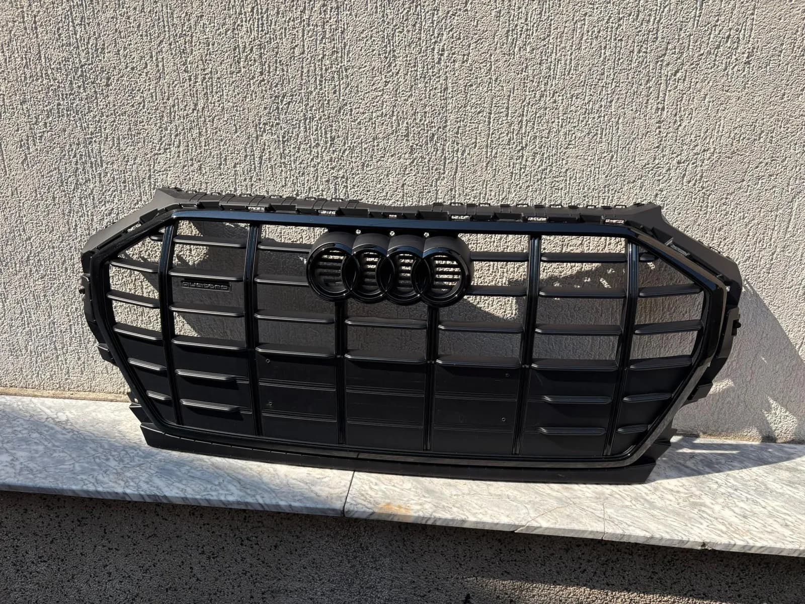 Grill për Audi Q5 FY - Viti 2021 — foto 1 nga 4