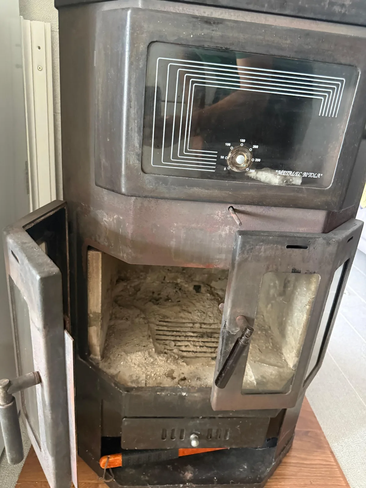 Kamin në shitje, 190 euro — foto 2 nga 3