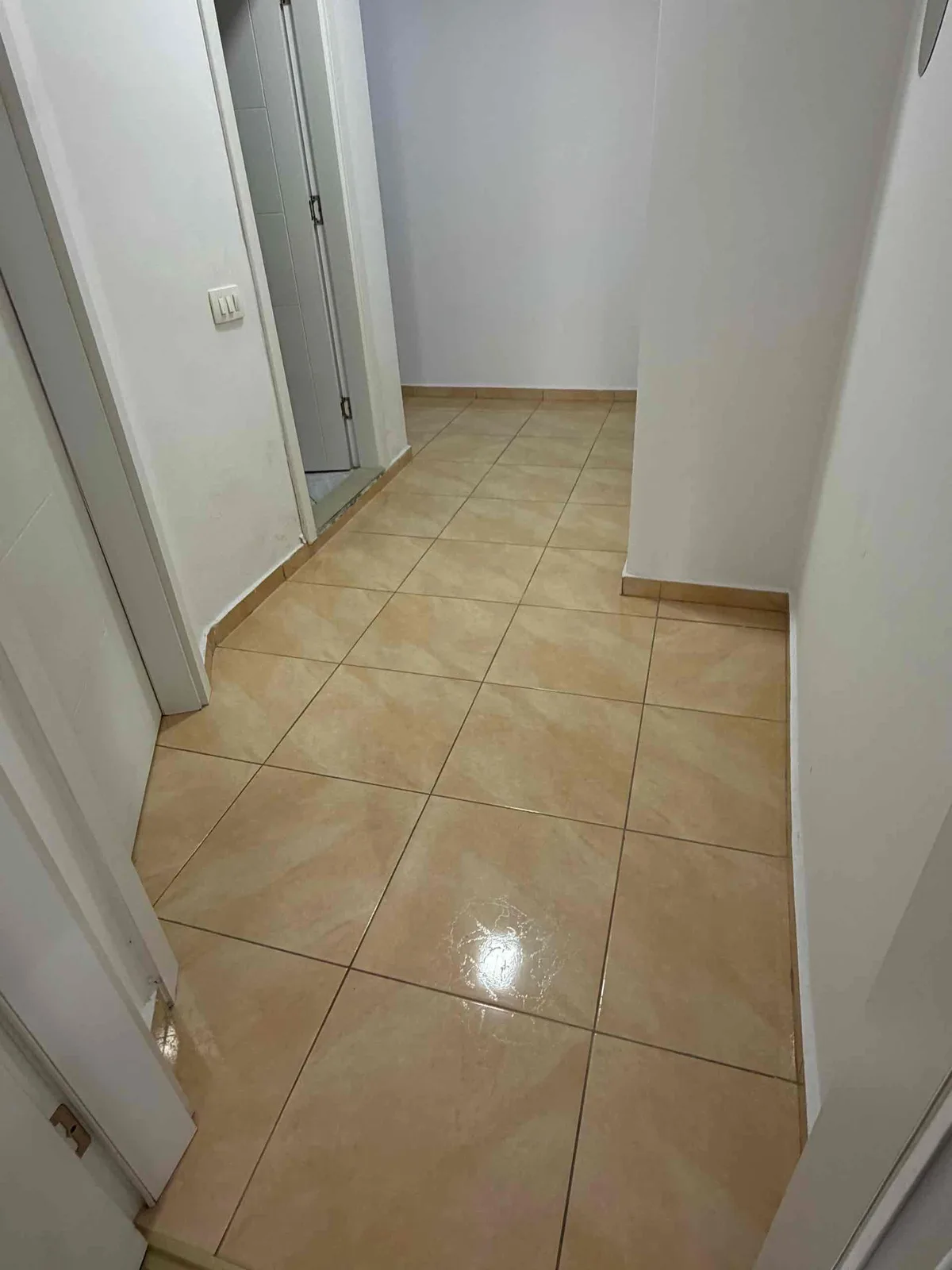 Banesë 75 m² me qira te rrethi në Fushë Kosovë — foto 1 nga 5