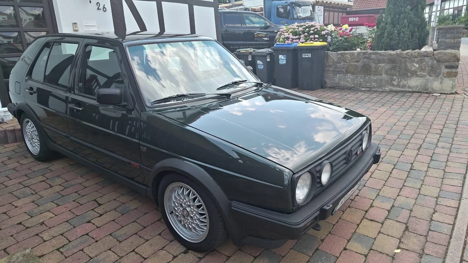 Golf GTI — foto 2 nga 9