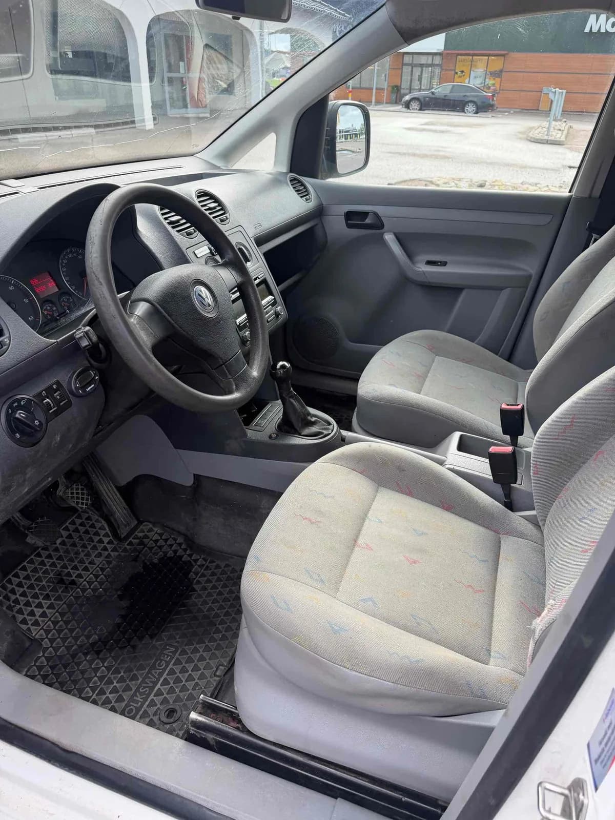 Caddy Maxi 1.9 TDI — foto 2 nga 3