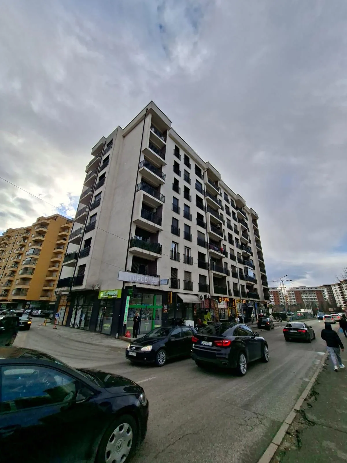 Banesë e re në shitje — foto 1 nga 10