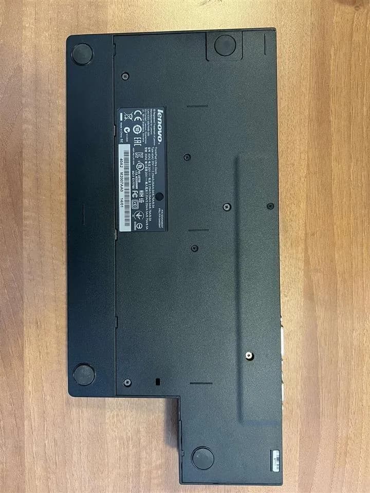 ThinkPad Pro Dock Station 40A2 — foto 2 nga 5
