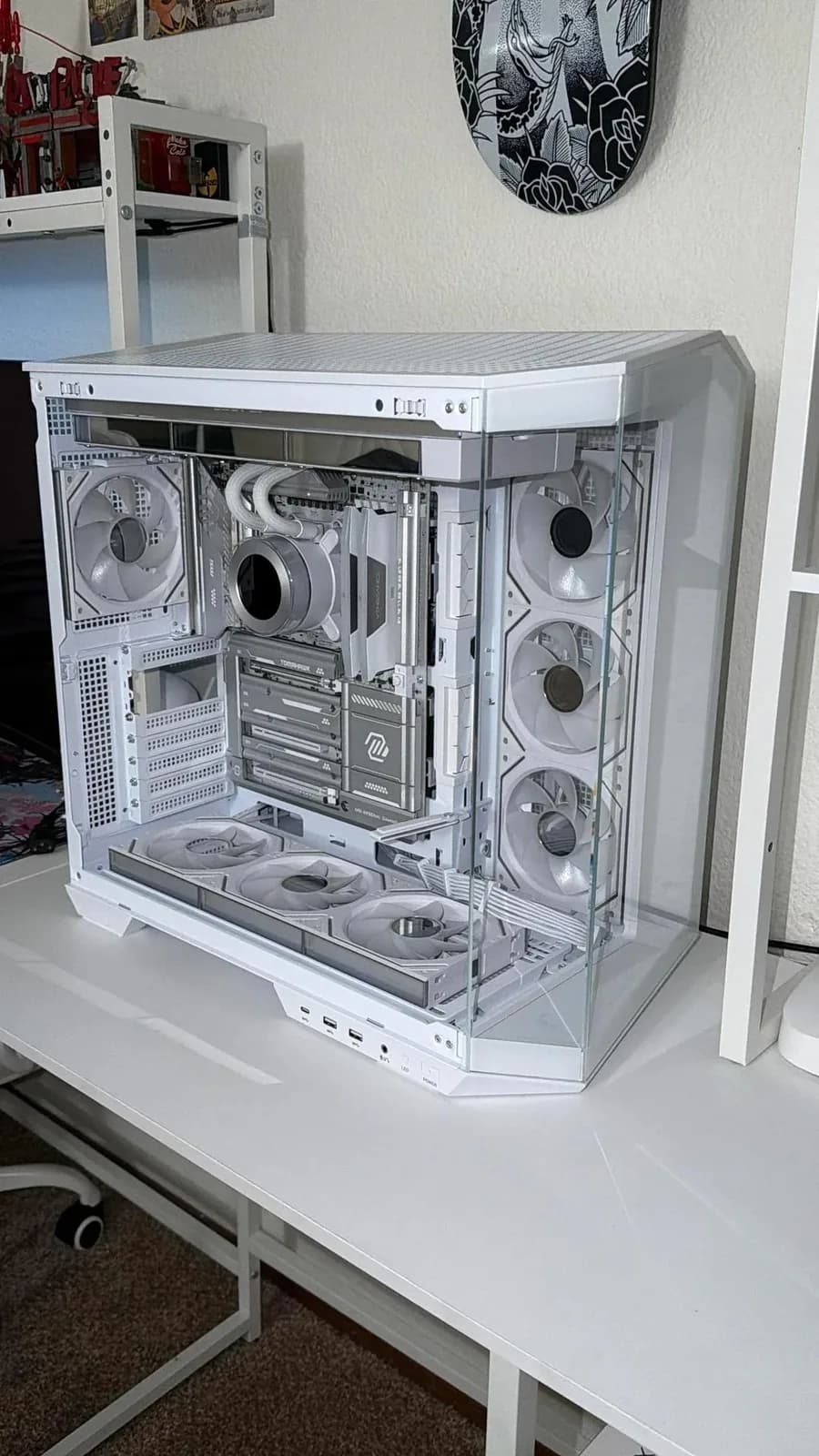 Kasa kompjuteri MSI MAG PANO 100R PZ — foto 1 nga 5