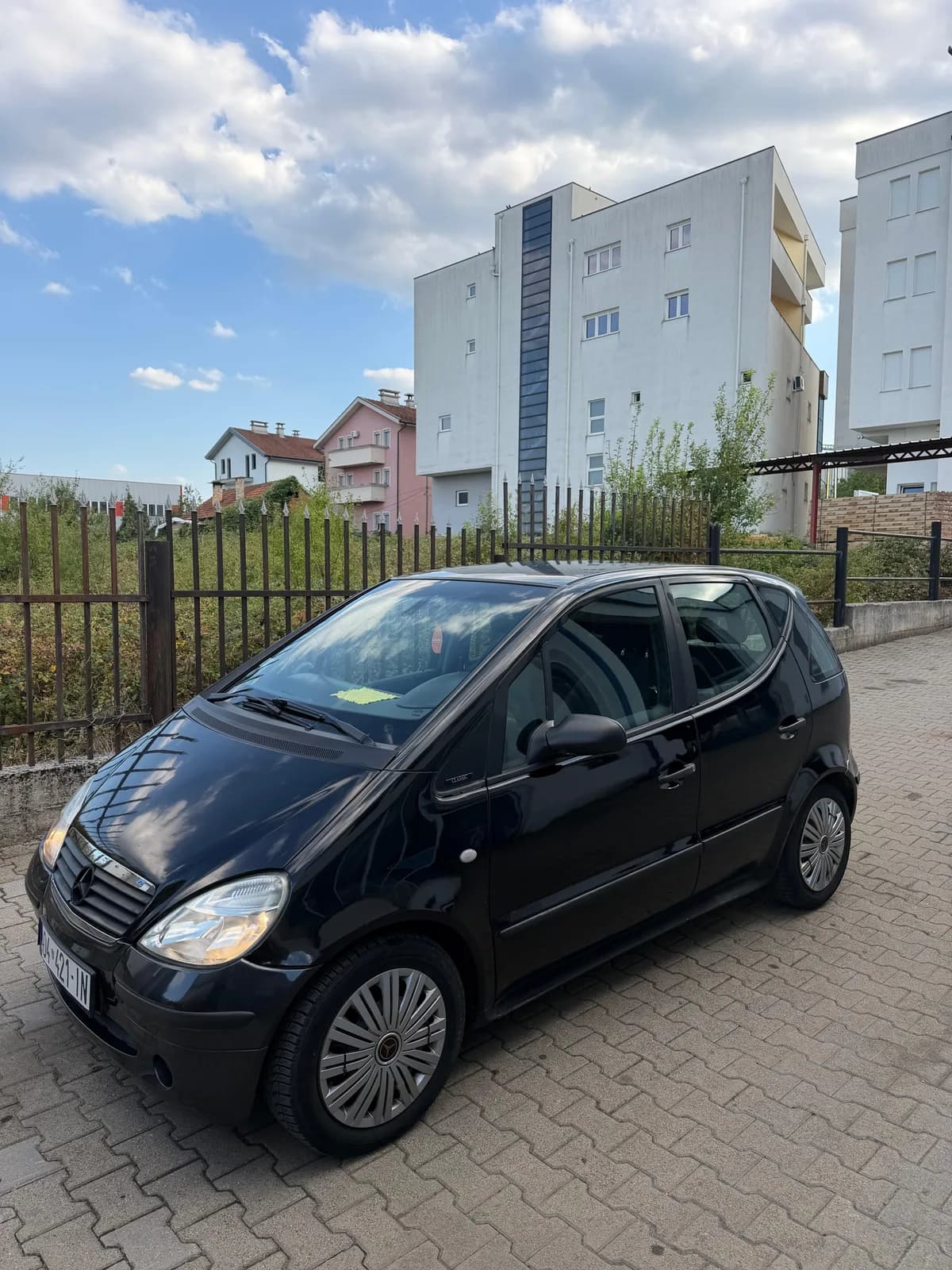 Mercedes-Benz A-Class 170, Naftë — foto 2 nga 10
