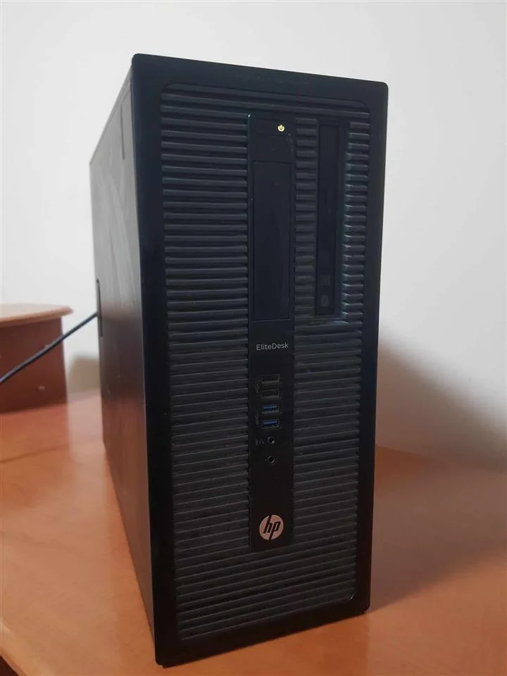 PC gaming HP EliteDesk 800 G1 TWR (GTX 1050 Ti, 4 GB) — foto 1 nga 3