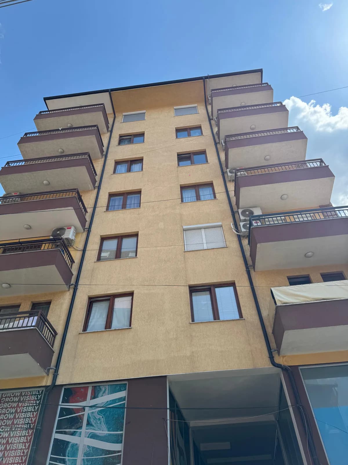 Banesë me qira në qendër (te 4 Llullat) — foto 1 nga 9