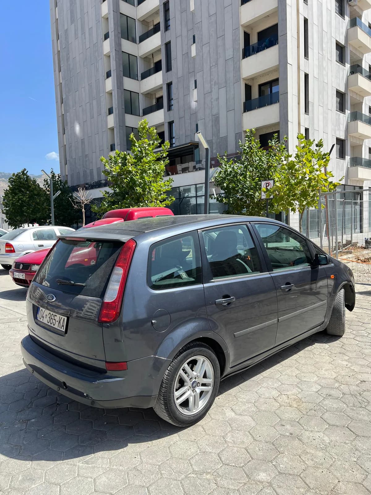Ford Focus C-Max 2.0 Naftë — foto 2 nga 10