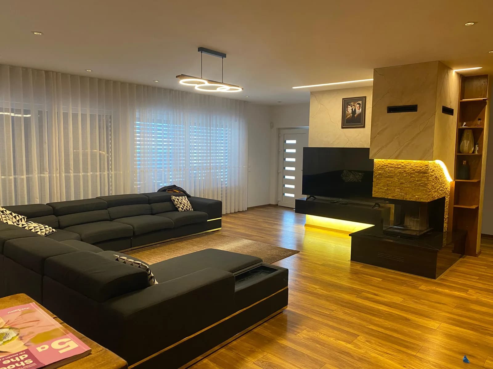 Shtëpi 350 m² me parcelë 12 ari në Arbanë — foto 2 nga 8