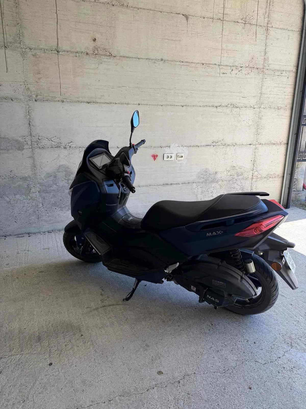 Shitet Skuter 125 CC — foto 2 nga 3