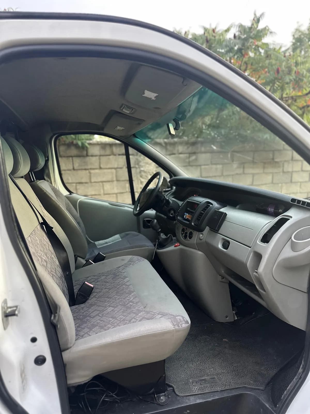 Renault Trafic 1.9 dizel, i ardhur nga CH — foto 2 nga 7