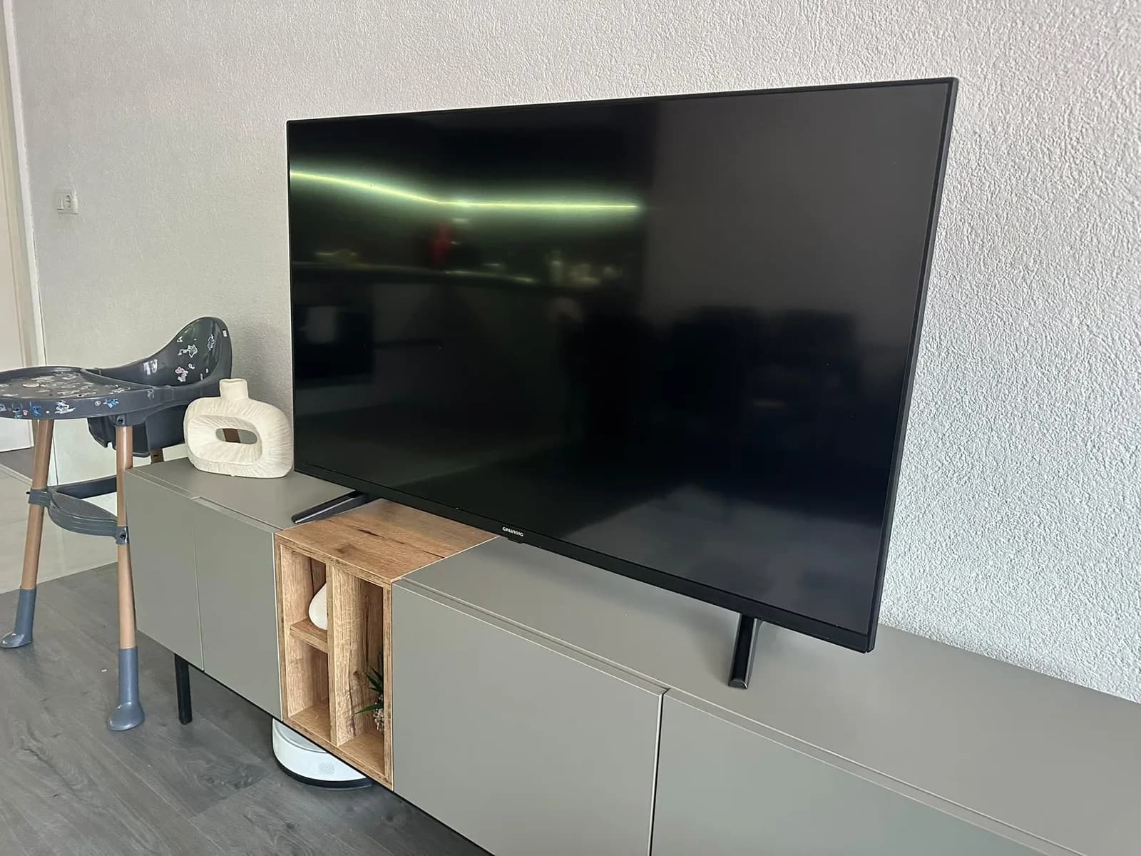 TV Grundig 50 inç — foto 1 nga 4