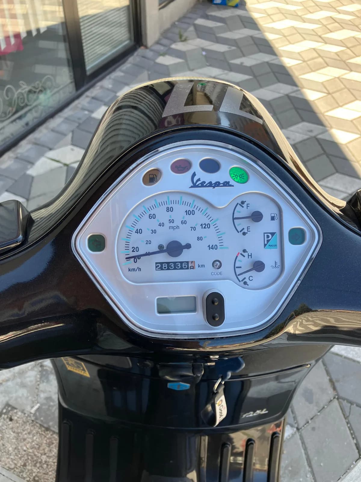 Vespa GT 125cc, viti 2007 — foto 2 nga 6