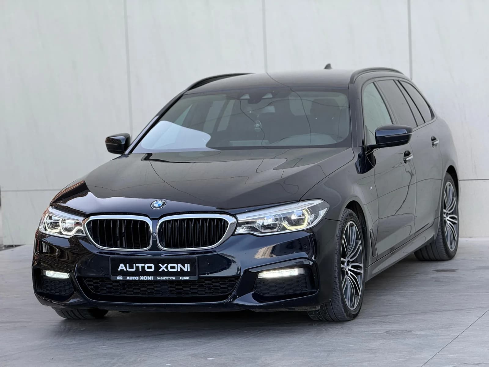 BMW G30 520D, Viti 2020, Automatik — foto 1 nga 10