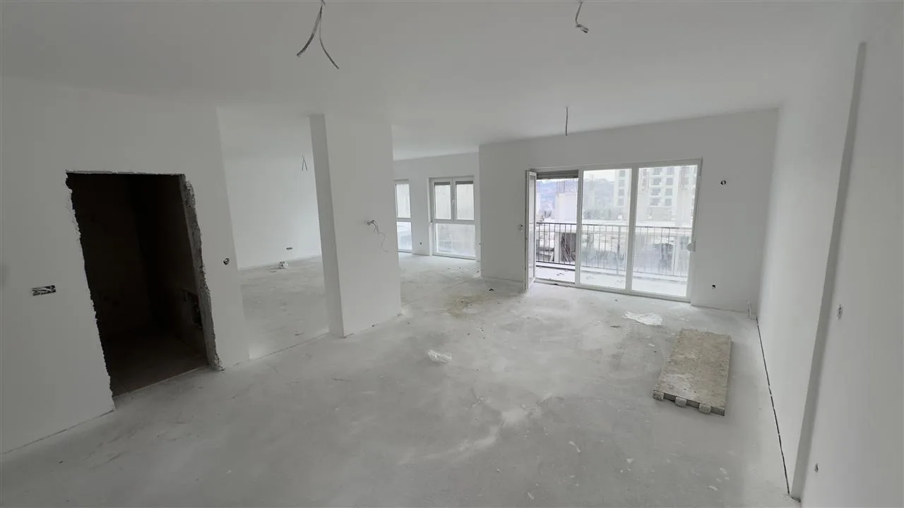 Banesë 2+1 në shitje - tek Prishtina e Re — foto 1 nga 12