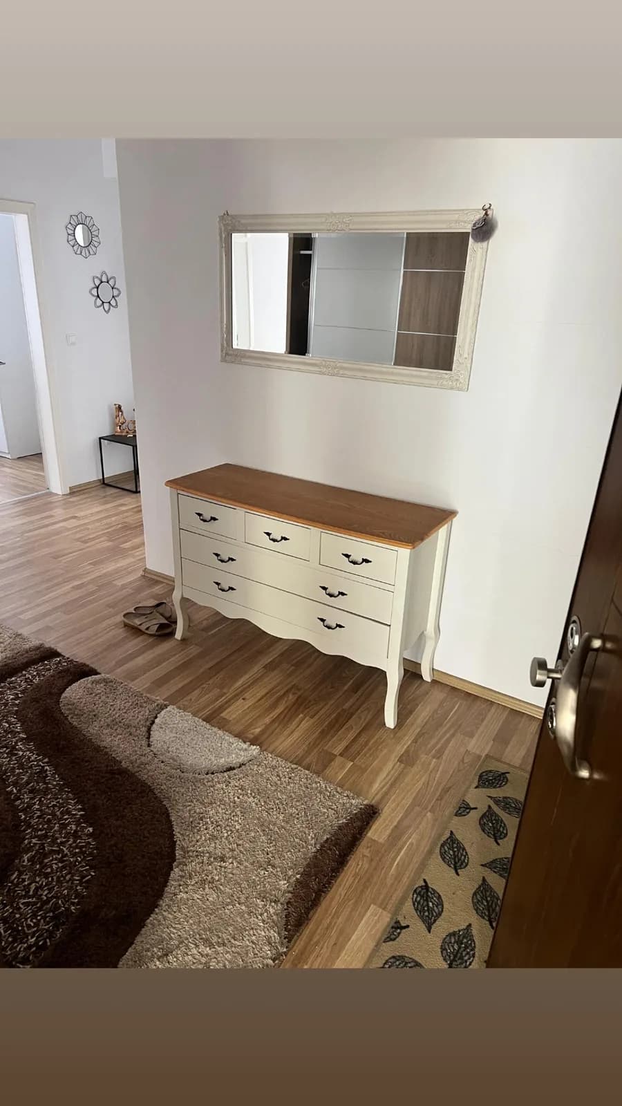 Banesë 4+1 në shitje - në qendër të Gjakovës — foto 2 nga 12
