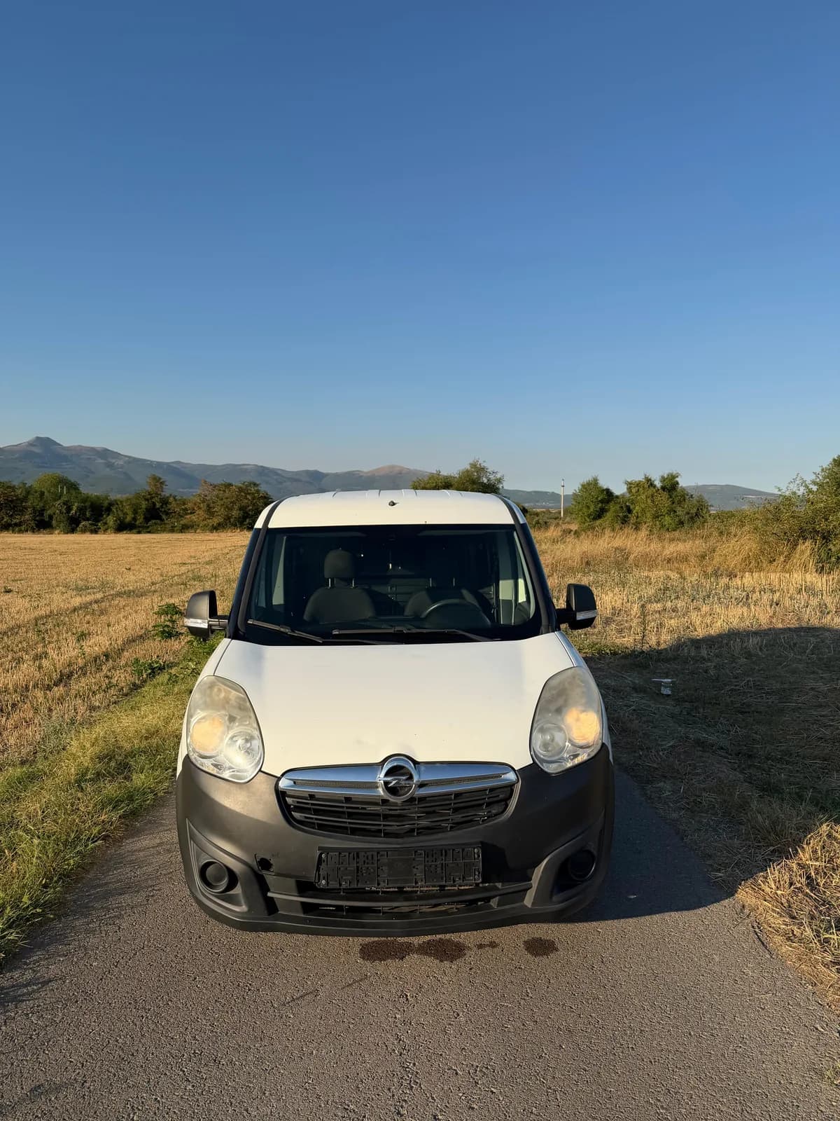 Opel Combo 1.3 — foto 1 nga 11