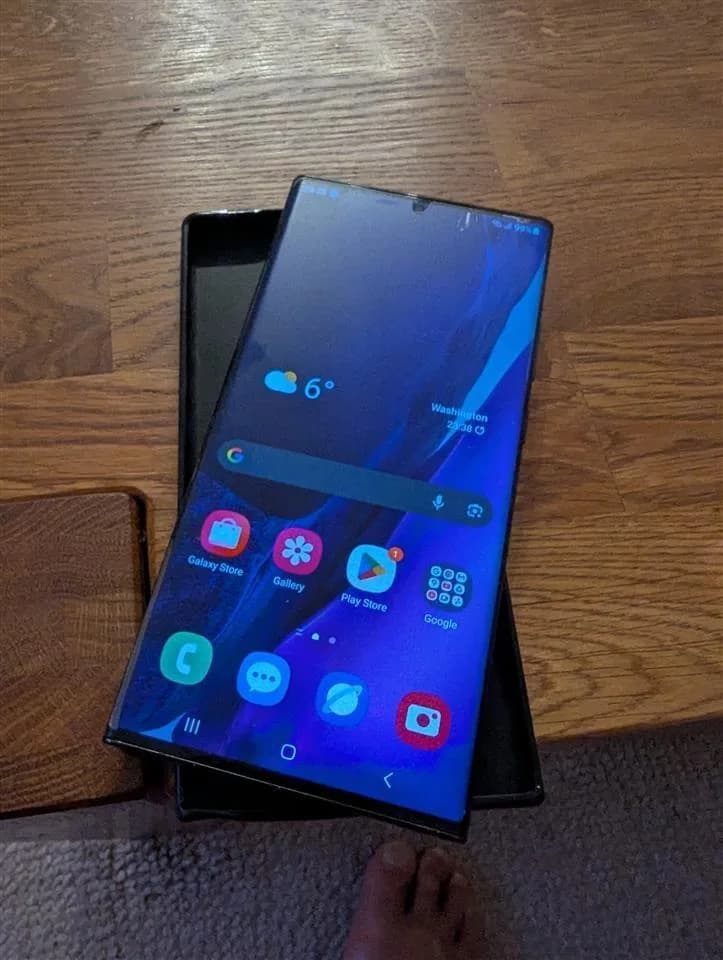 Samsung Galaxy Note 20 Ultra 5G — foto 1 nga 5