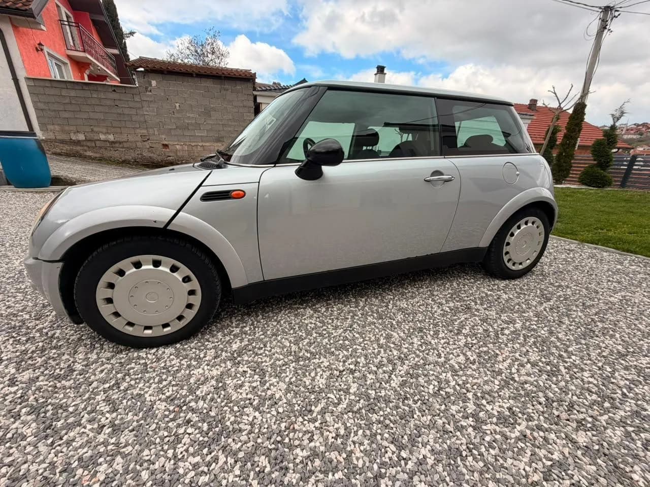 Mini Cooper One, Viti 2002 — foto 2 nga 5
