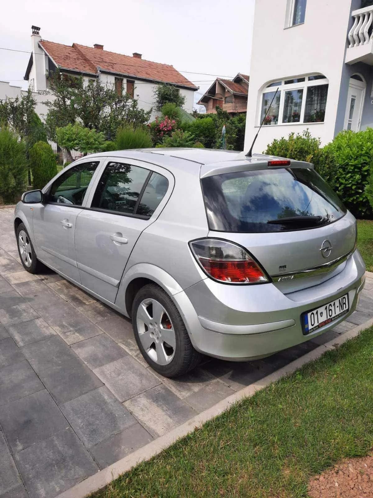 Opel Astra, në gjendje shumë të mirë — foto 2 nga 6