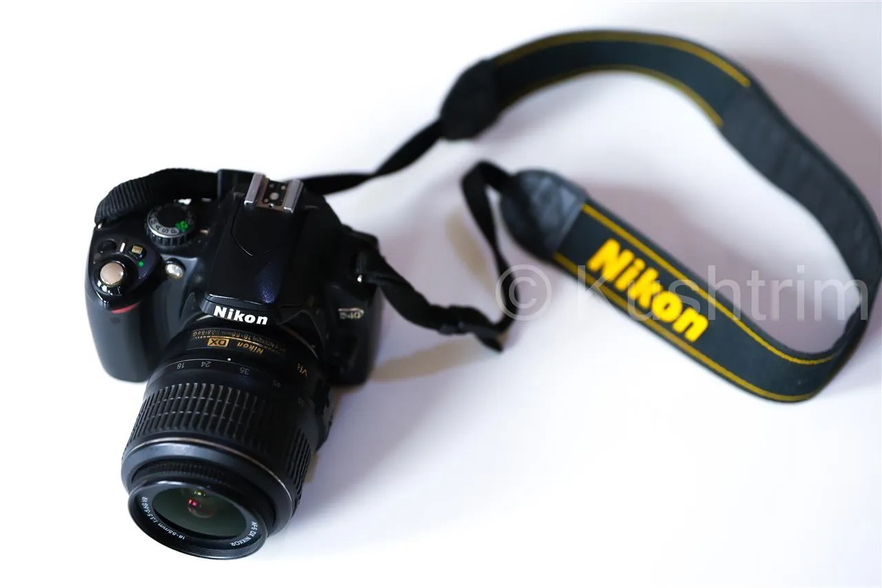 Aparat fotografik profesional Nikon — foto 2 nga 3