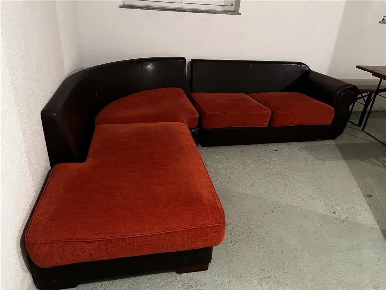 Shitet krevat — foto 1 nga 5