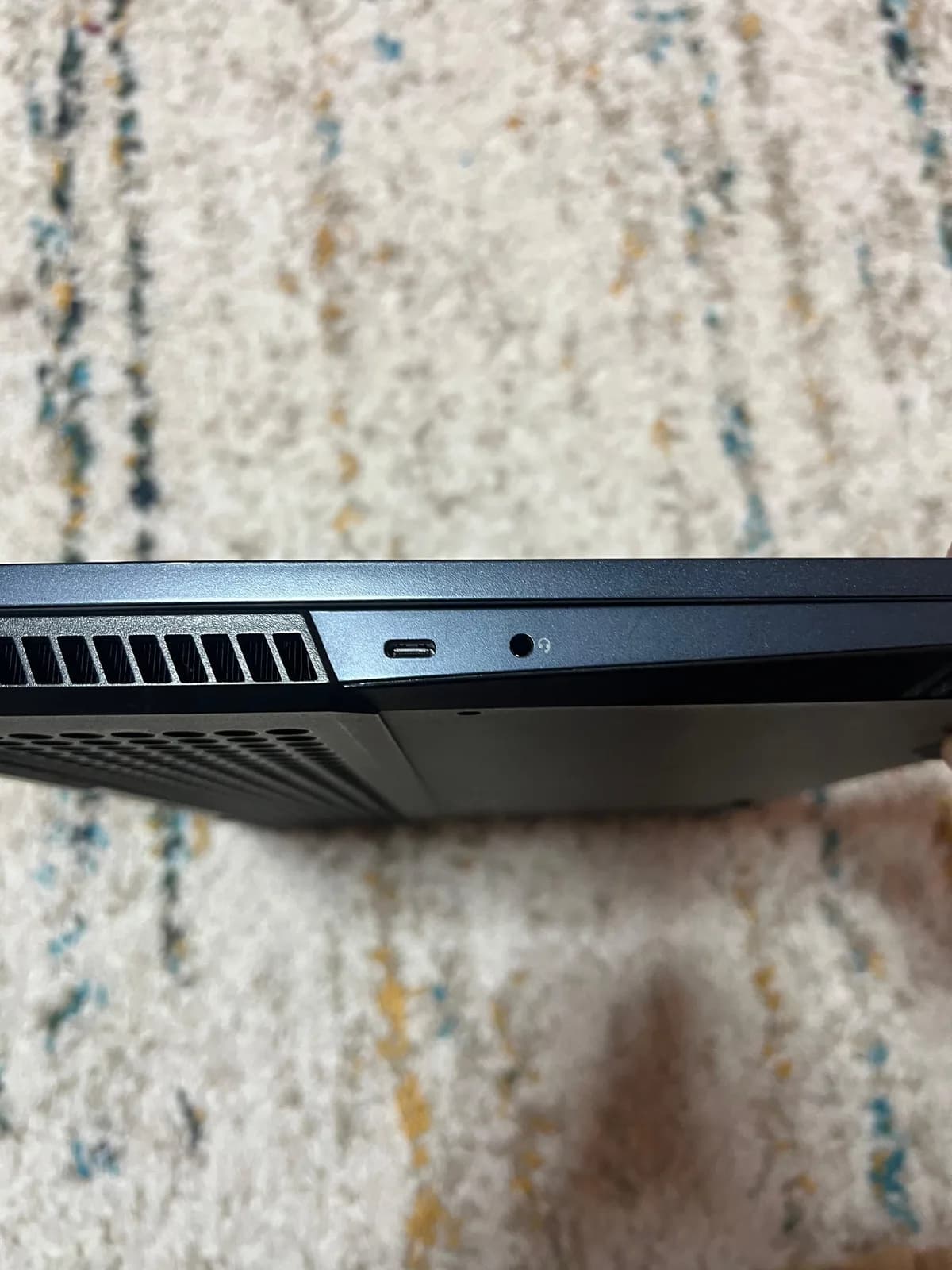Lenovo Legion 5 17ACH6H, RTX 3060, 16 GB RAM, AMD Ryzen 5 5600H — foto 2 nga 9