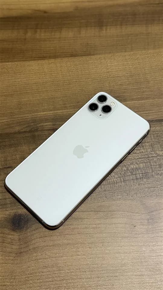 iPhone 11 Pro Max 256 GB, gjendje perfekte, me garancion 6 muaj — foto 1 nga 4