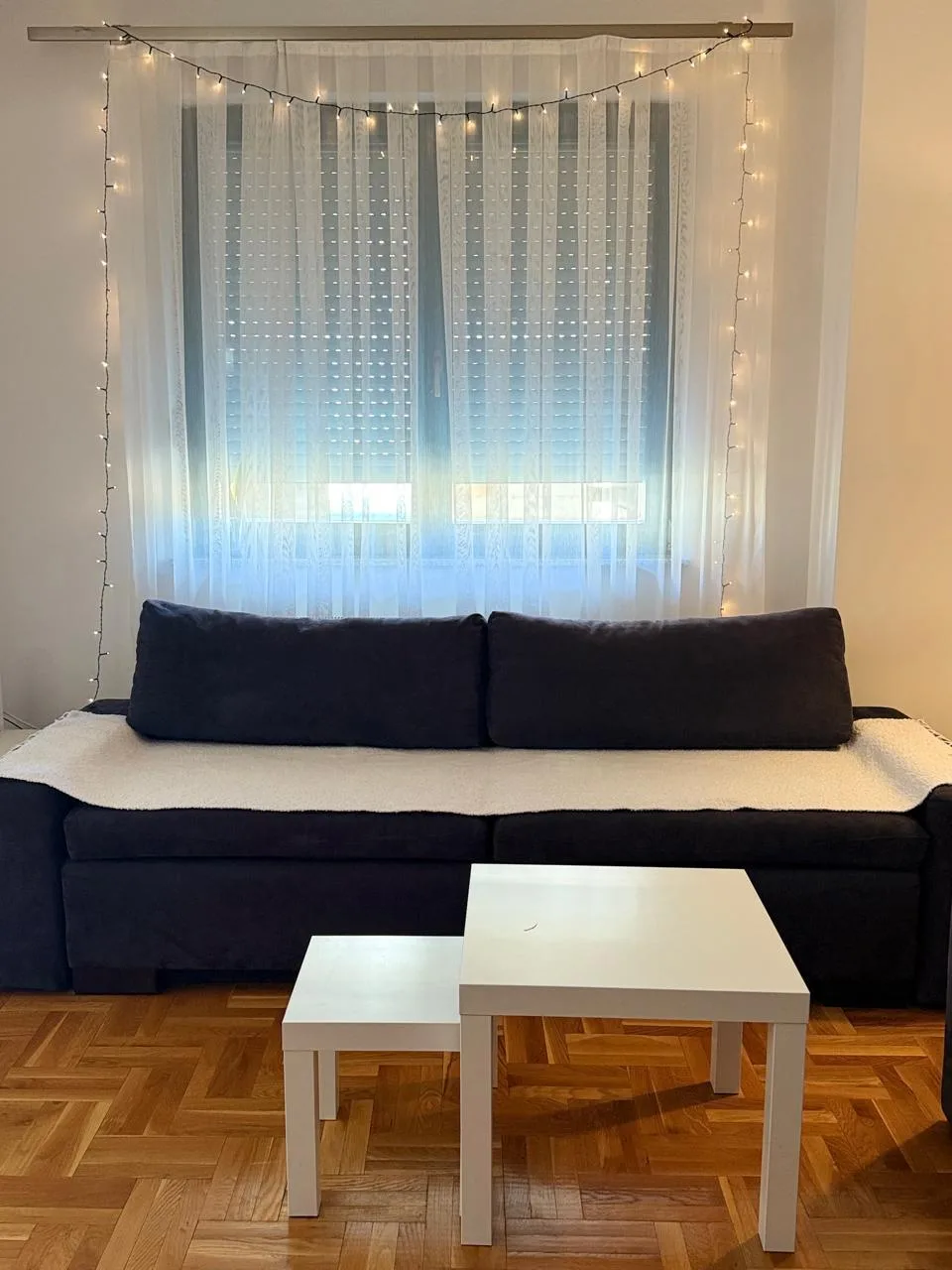 Divanë të kaltër të errët, 150 € secili — foto 2 nga 2