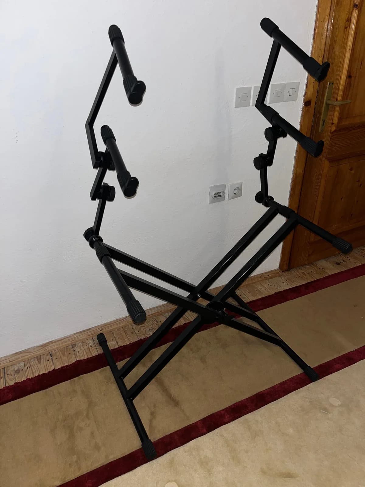 Mbajtëse sinti — foto 2 nga 3