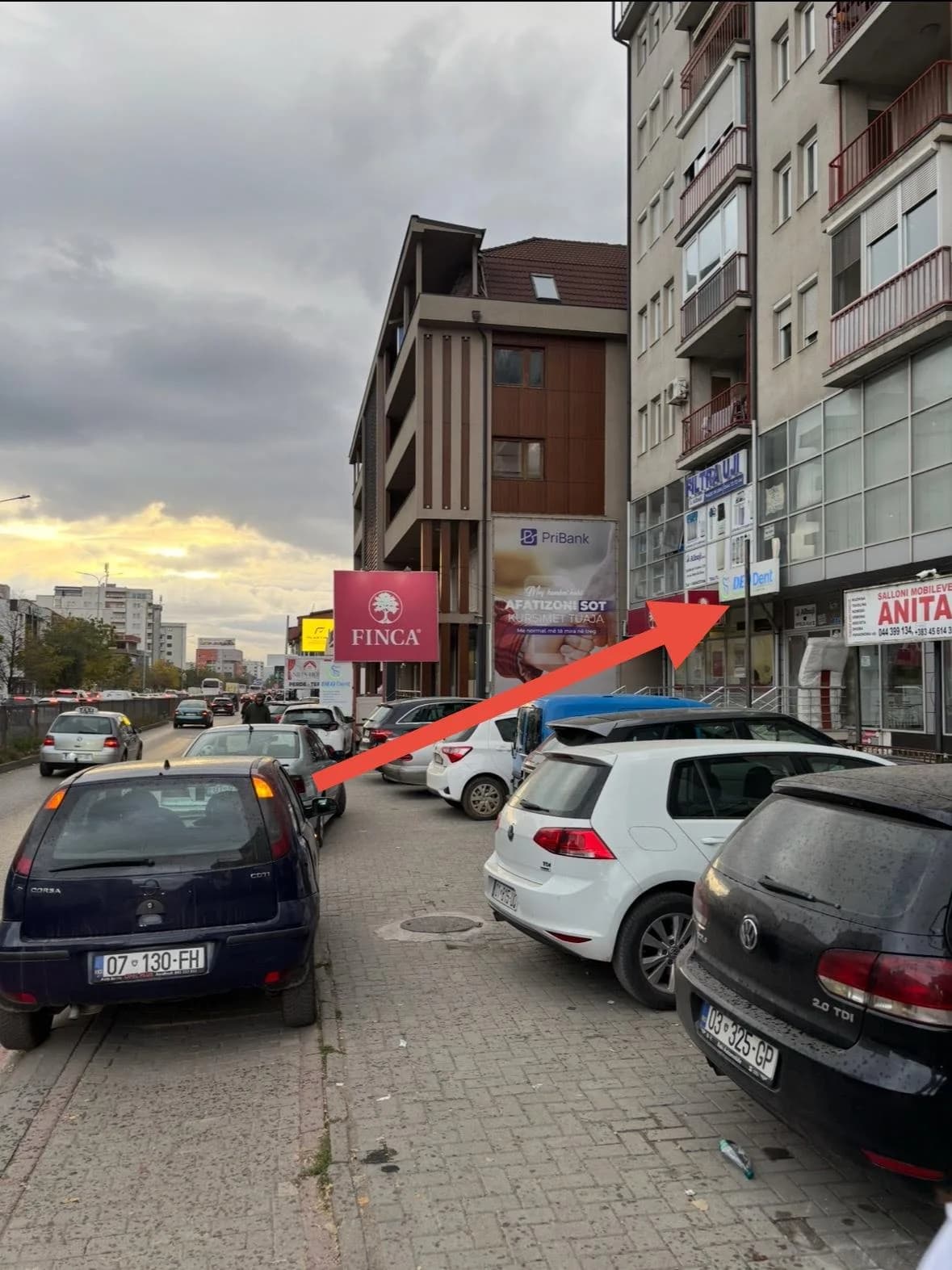 Lokal / zyrë me qira — foto 1 nga 5