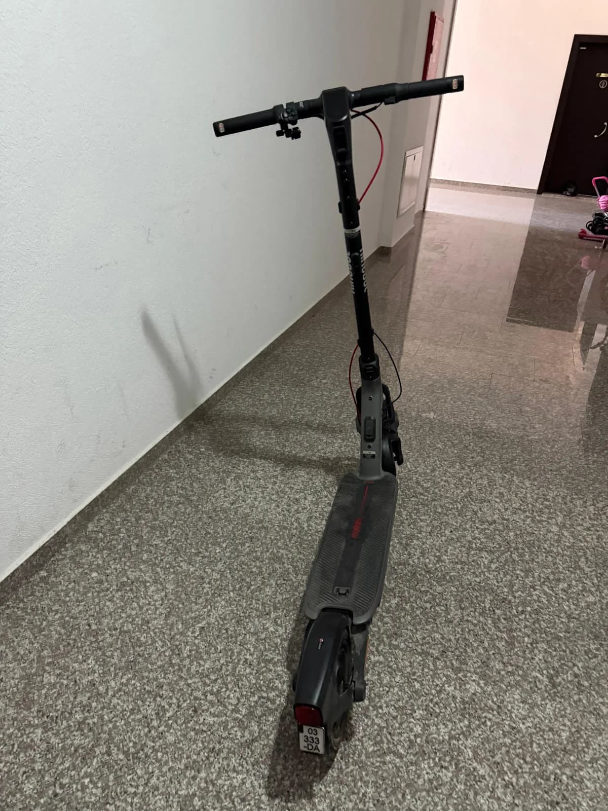 Ninebot Segway F3 — foto 1 nga 3