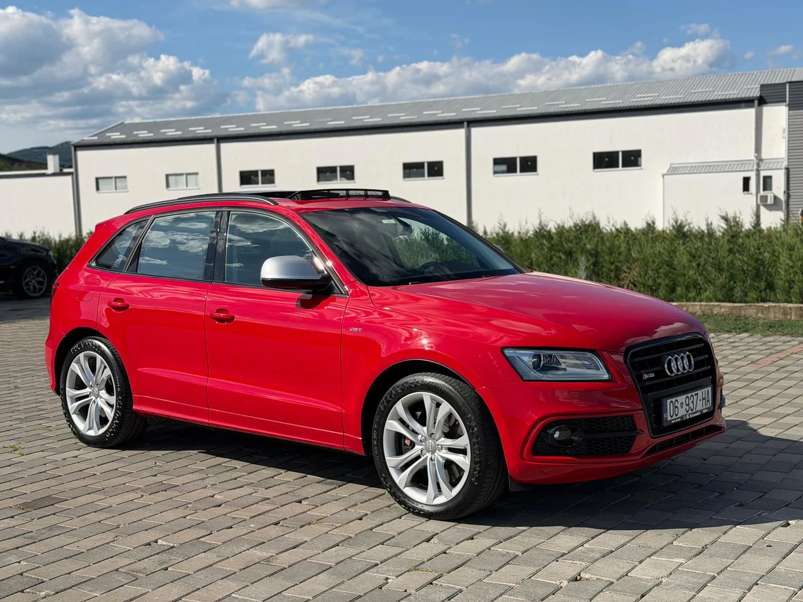 Audi SQ5 3.0 TDI Quattro Automatik, 2016, 326 PS — foto 1 nga 12