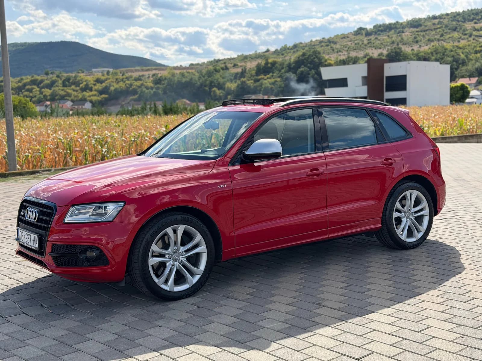 Audi SQ5 3.0 TDI Quattro Automatik, 2016, 326 PS — foto 2 nga 12