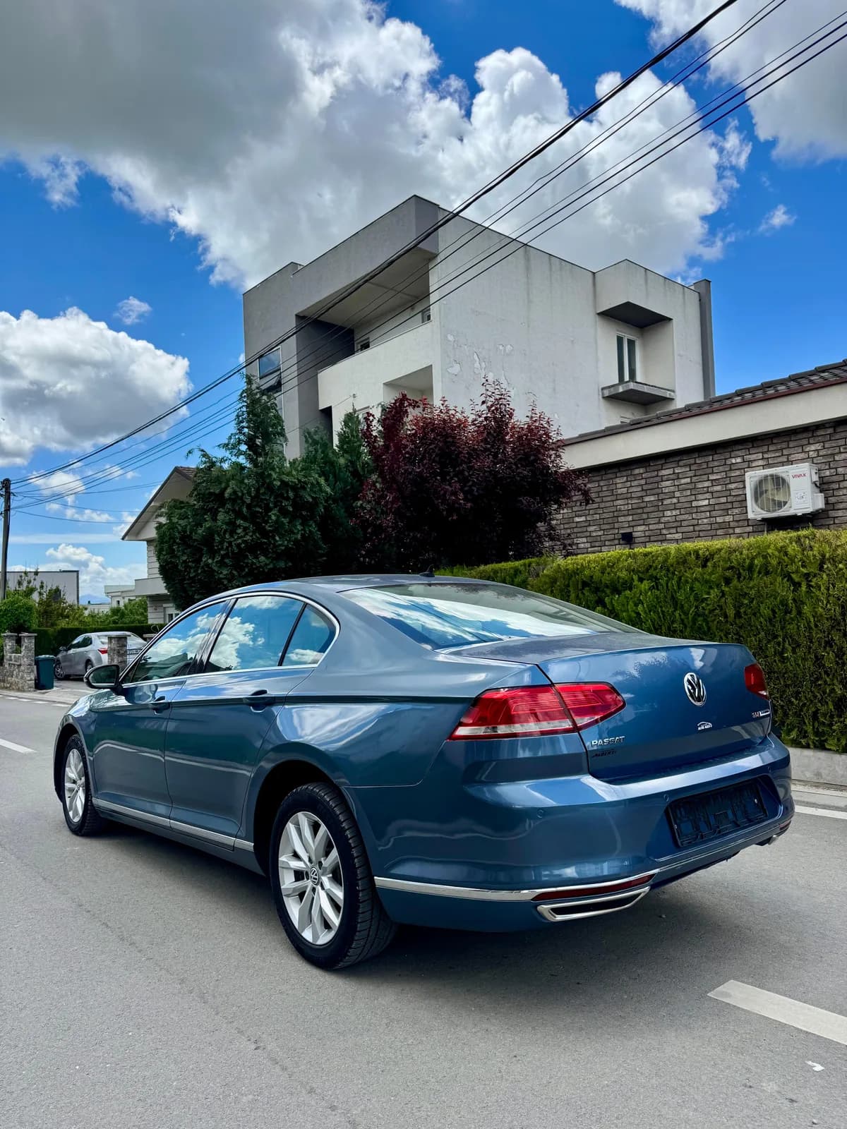 VW Passat B8, Naftë, Automatik — foto 2 nga 8